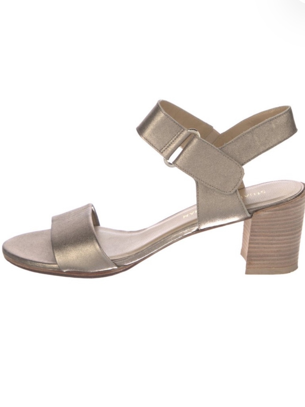 Stuart Weitzman Metallic Taupe Leather Block Heel Sandals